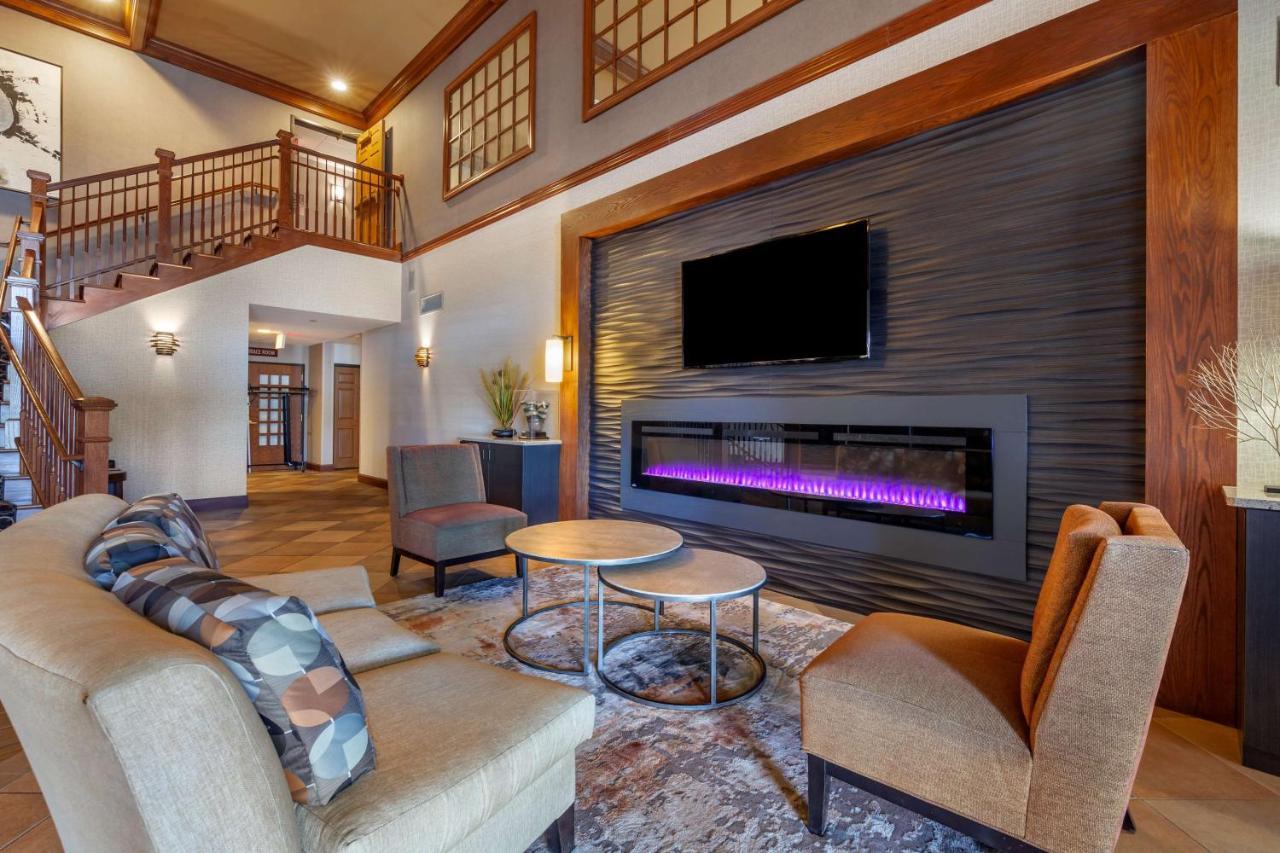 Best Western Premier Bridgewood Hotel Resort Neenah Extérieur photo