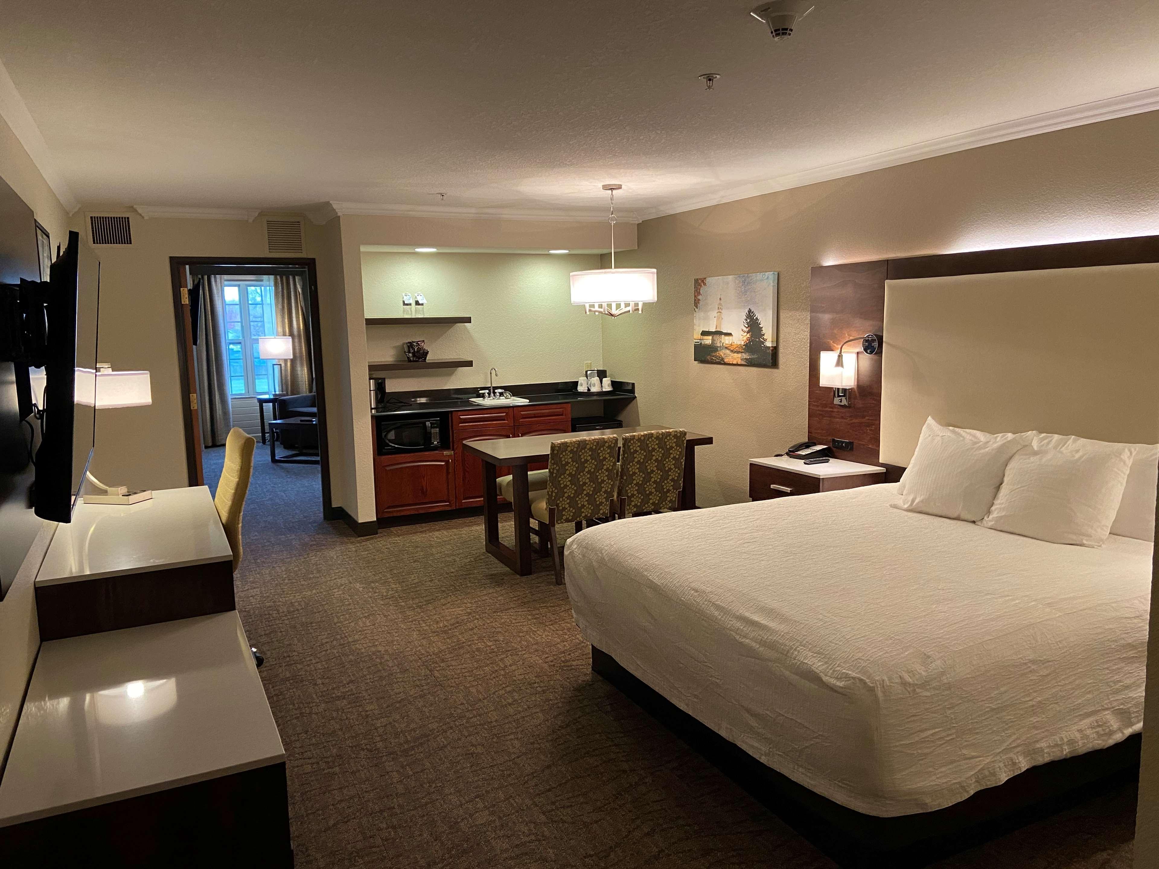 Best Western Premier Bridgewood Hotel Resort Neenah Extérieur photo