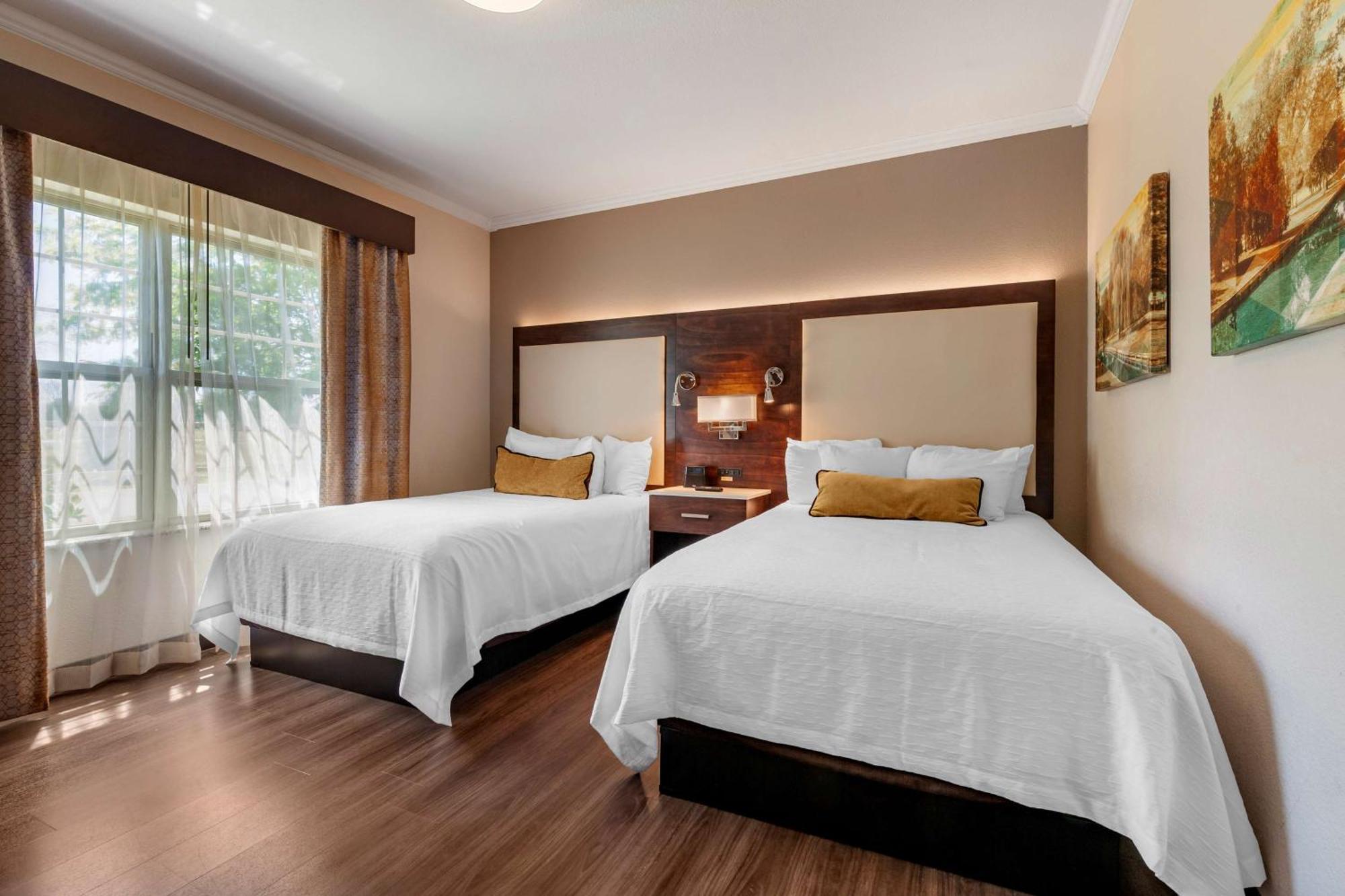 Best Western Premier Bridgewood Hotel Resort Neenah Extérieur photo